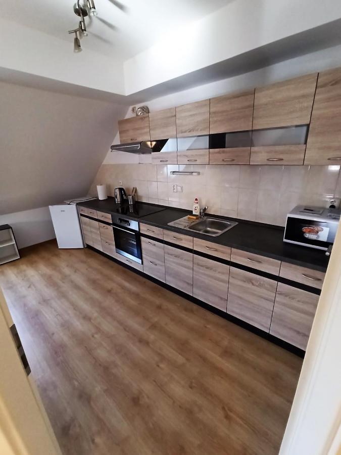Apartmany U Lva ปราฮากิเต ภายนอก รูปภาพ