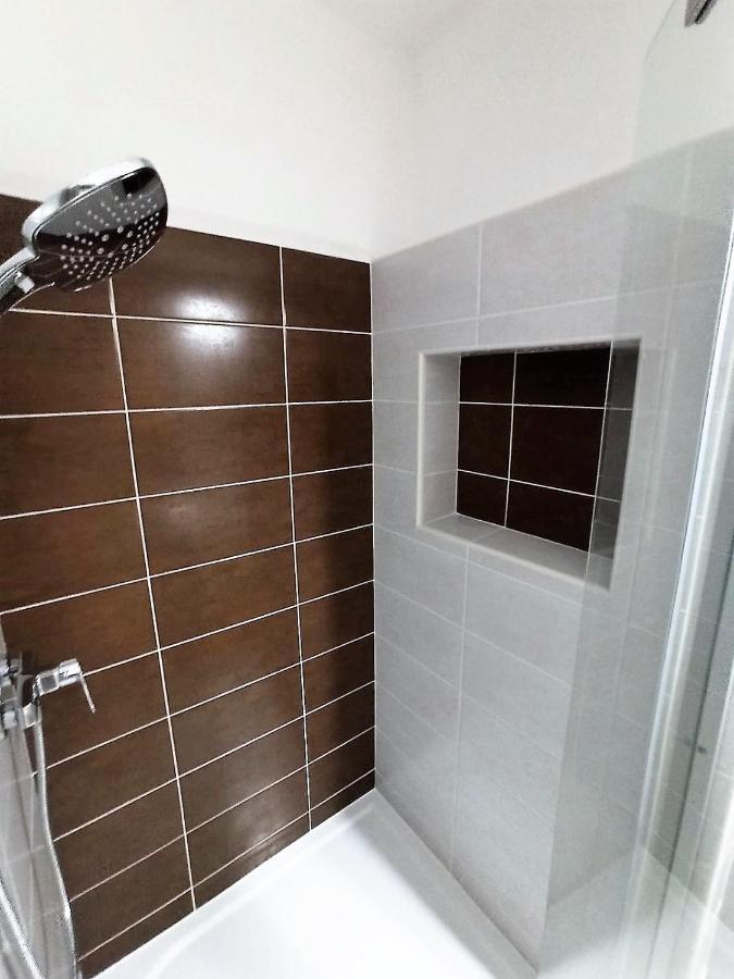 Apartmany U Lva ปราฮากิเต ภายนอก รูปภาพ